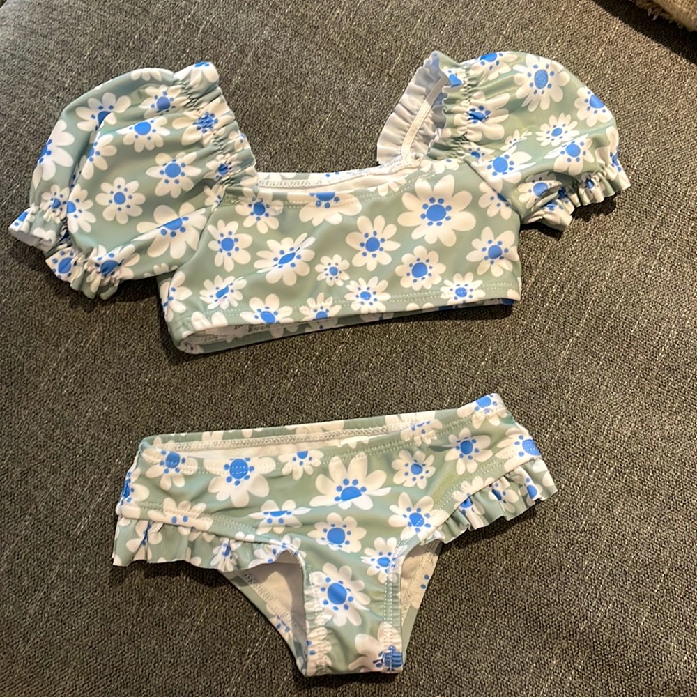 ✨3 for $15✨ Wonder nation two piece swimsuit
